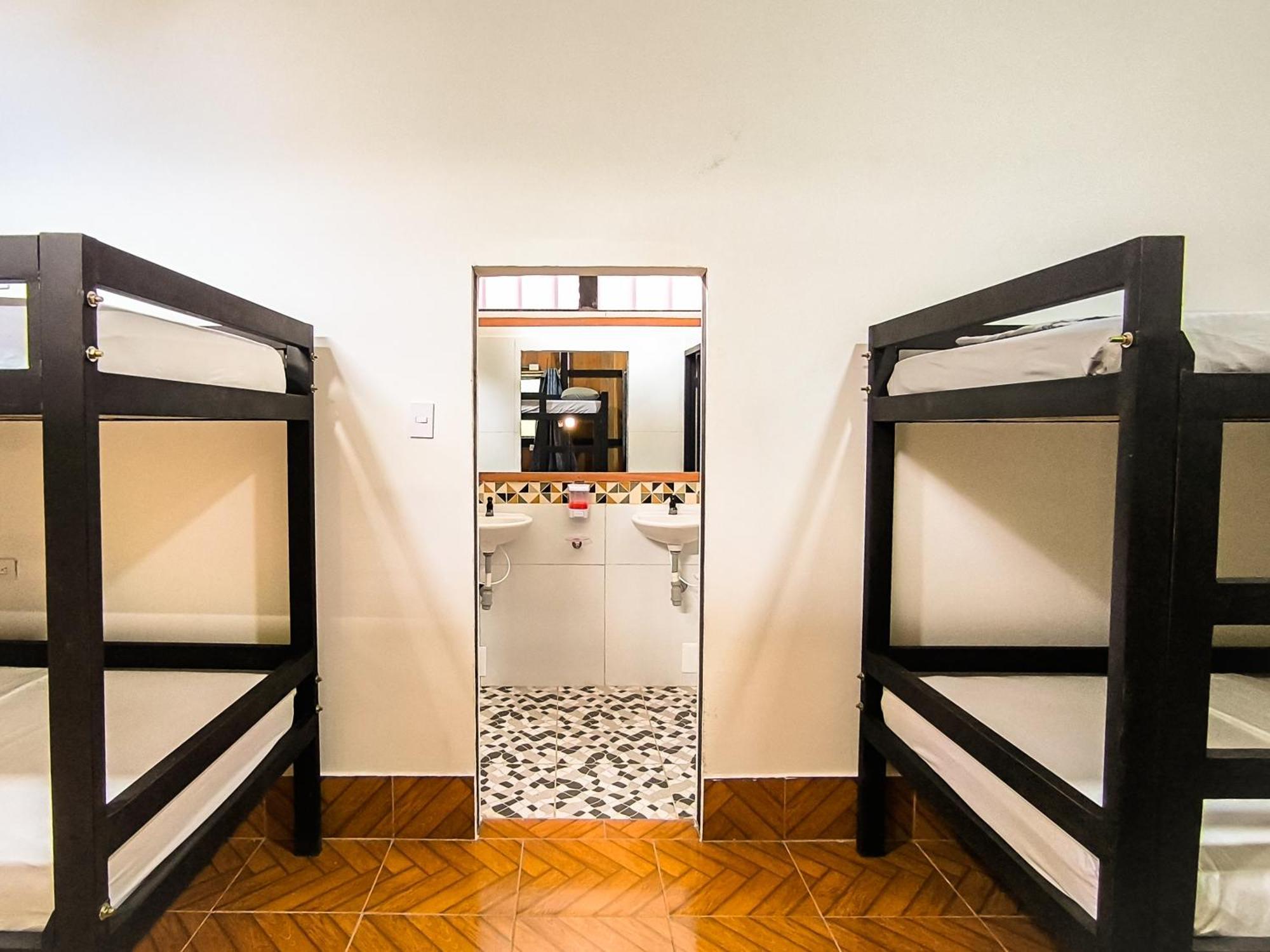 Hostel Casa De Las Palmas Tours Leticia Exteriér fotografie
