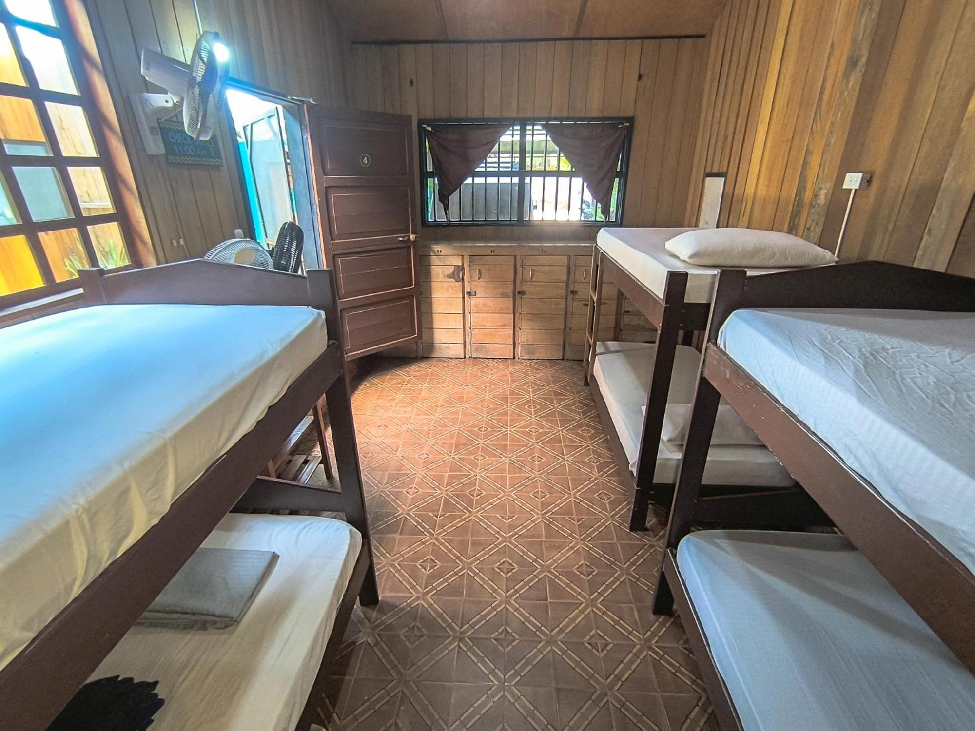 Hostel Casa De Las Palmas Tours Leticia Exteriér fotografie
